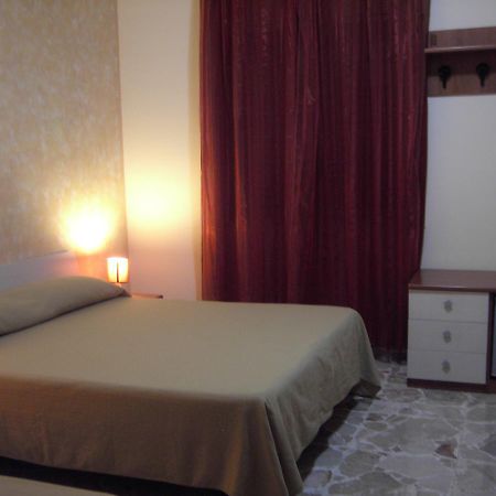 Etna Inn Motta Sant' Anastasia Exterior photo