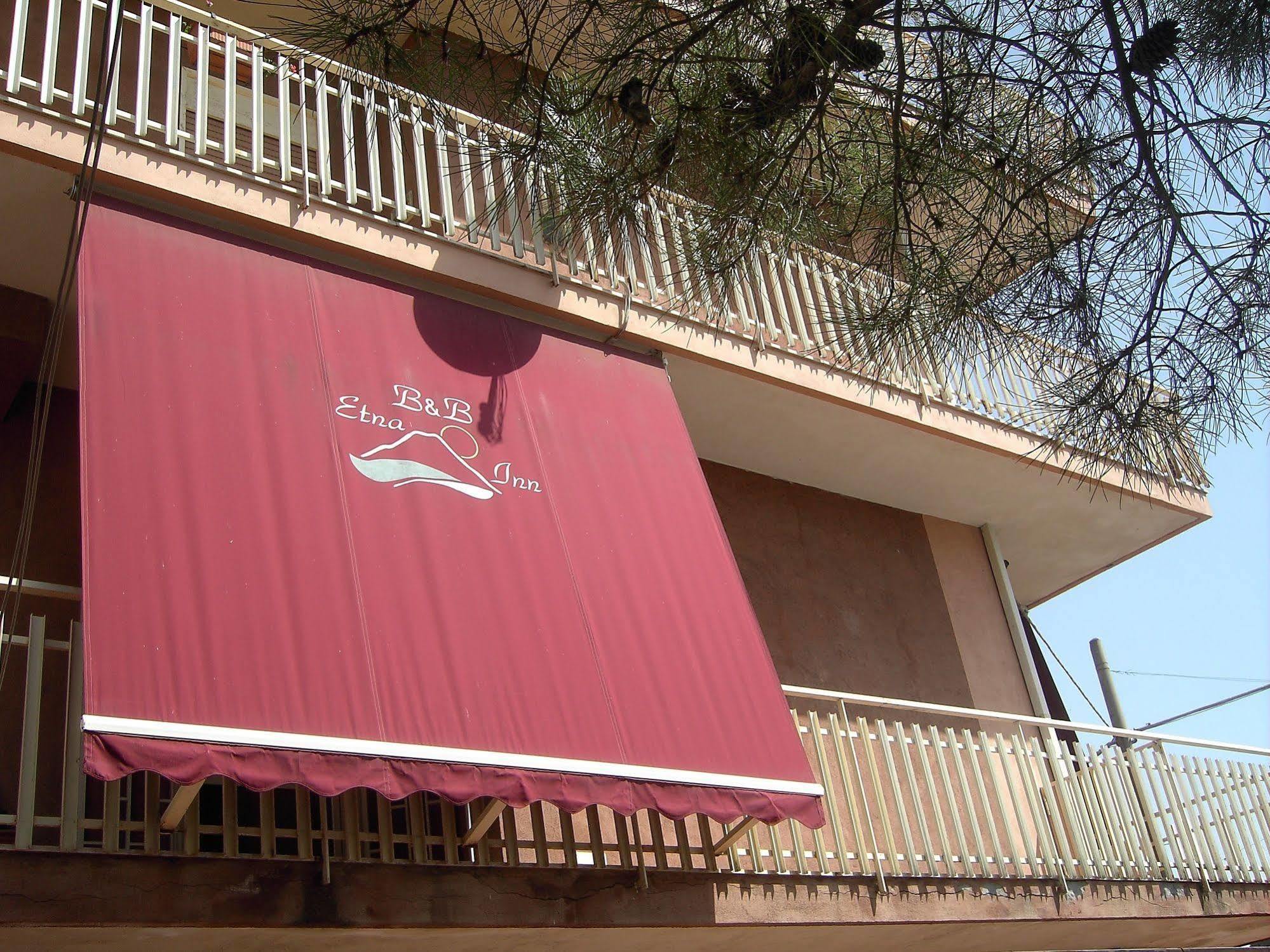Etna Inn Motta Sant' Anastasia Exterior photo